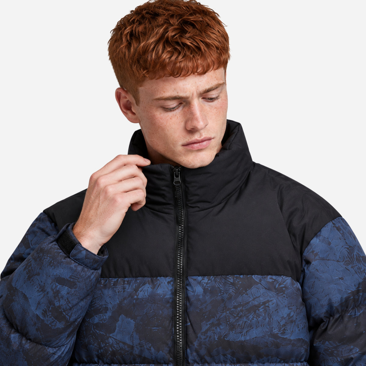 Men’s Abstract-Print High-Collar Puffer Jacket-Fowsa