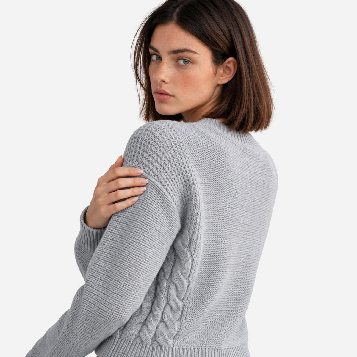 Women’s Diamond Cable-Knit Crew-Neck Jumper-Fowsa